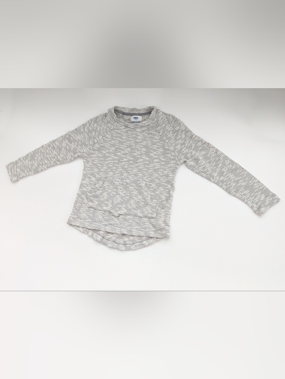 Old Navy Girls' (Size 8/Medium) Gray & White Cozy Sweater/Sweatshirt